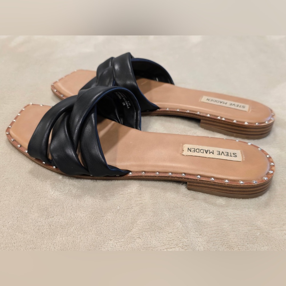 Steve Madden Black Leather Sandals